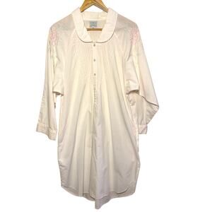 Vtg Gilligan O'Malley Medium Cotton Blend Embroidered Pullover Embroidered Robe